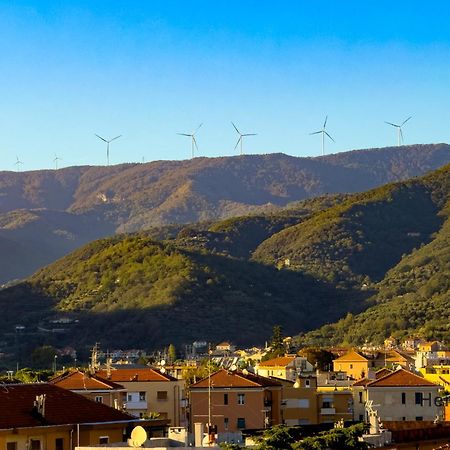 Penthouse Panoramic View - Sea 3Min - Ac - Wifi Apartment Albisola Superiore Bagian luar foto